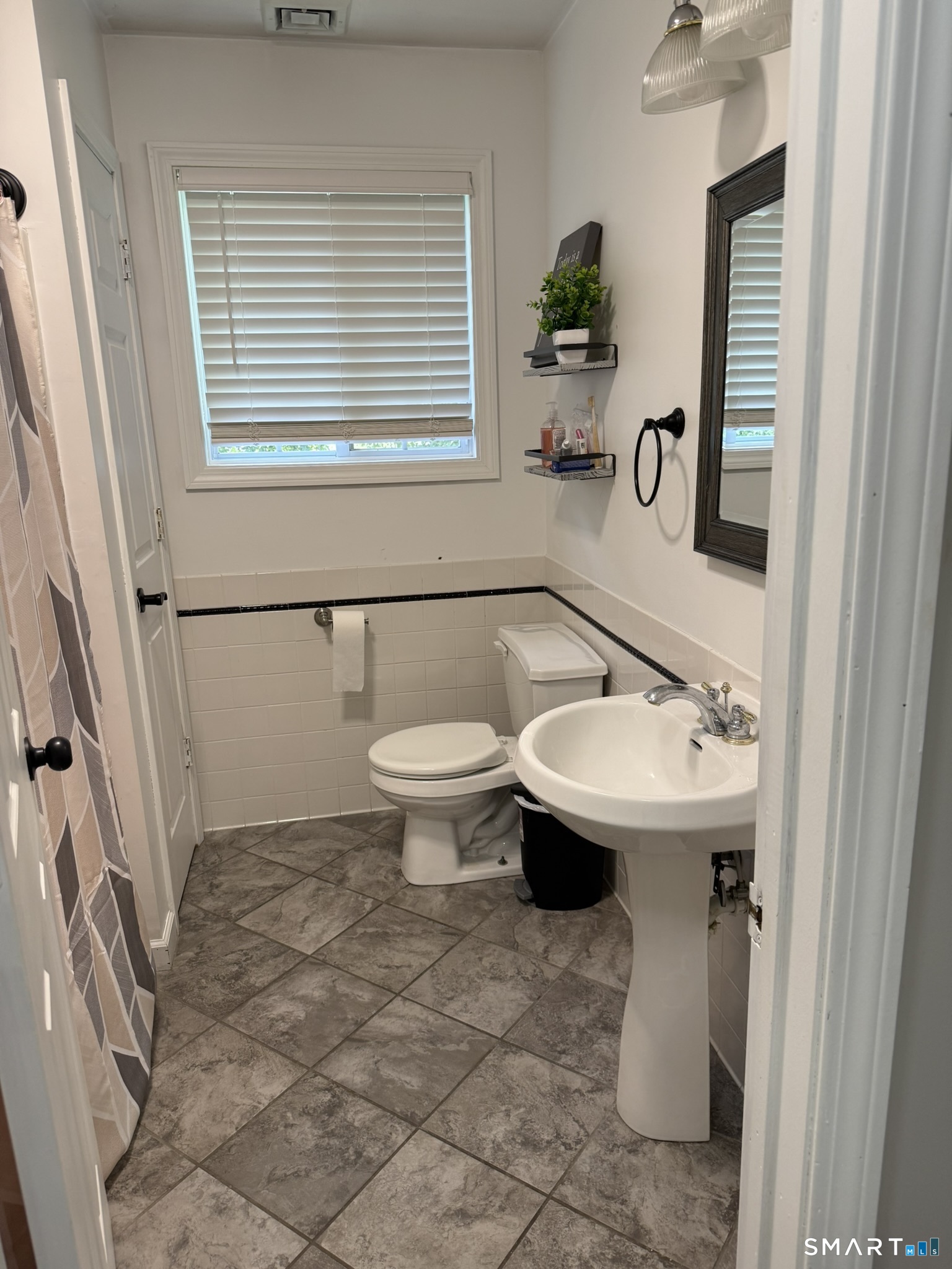 13 Juniper Lane Plainfield CT 06354