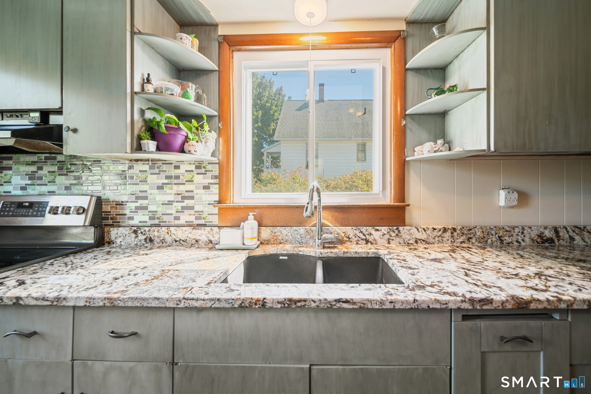 12 Hull Street Ansonia CT 06401