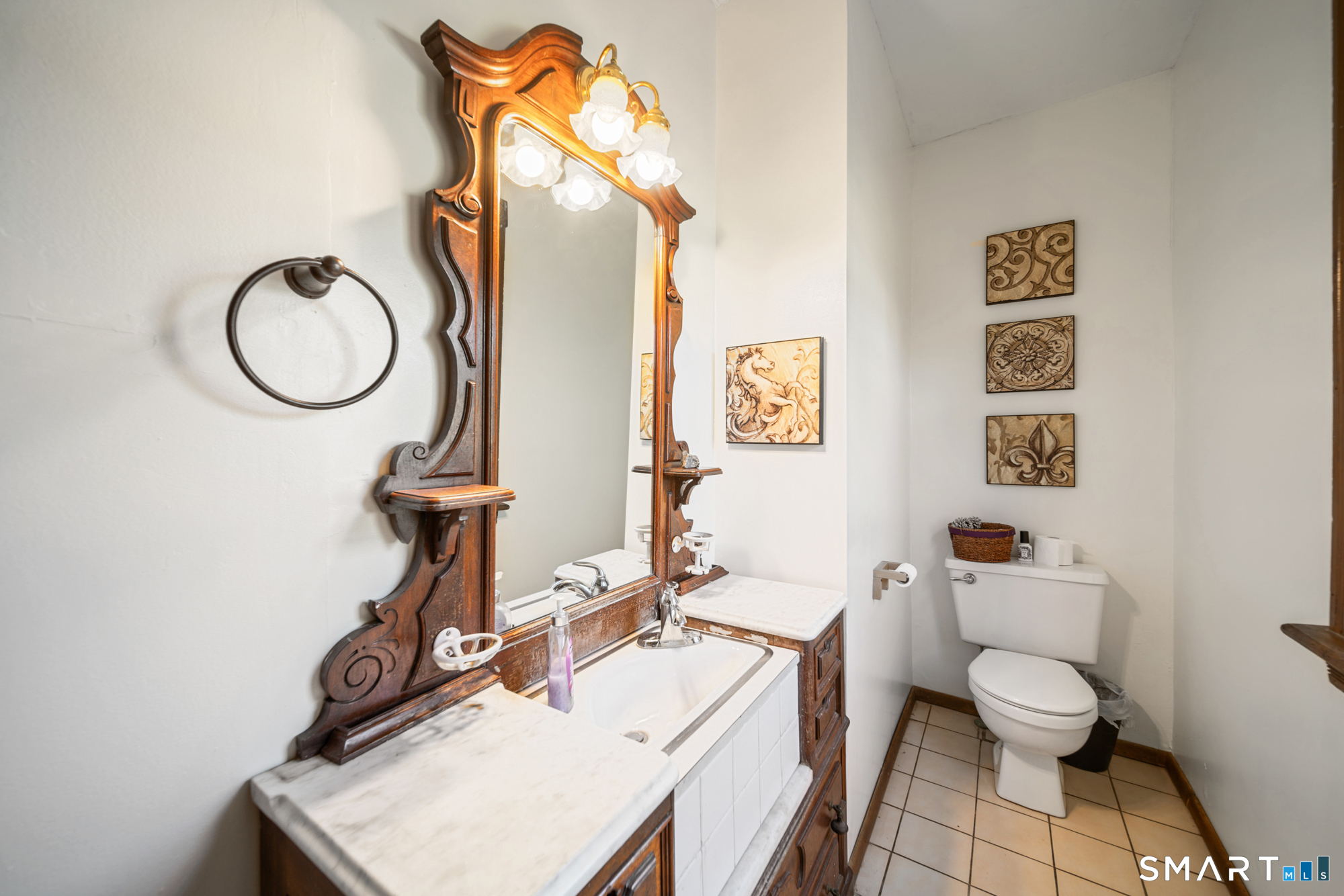 12 Hull Street Ansonia CT 06401