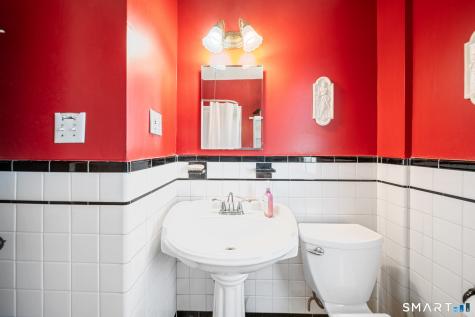12 Hull Street Ansonia CT 06401