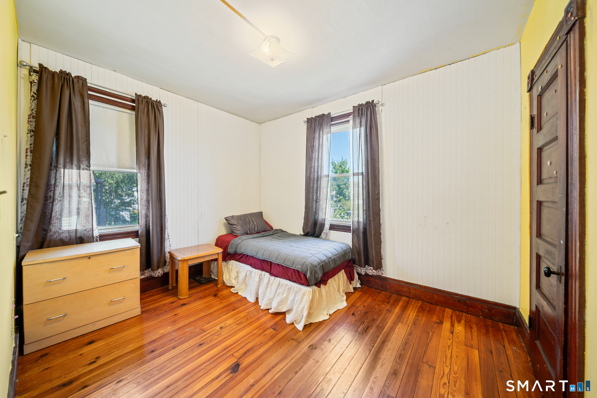 12 Hull Street Ansonia CT 06401