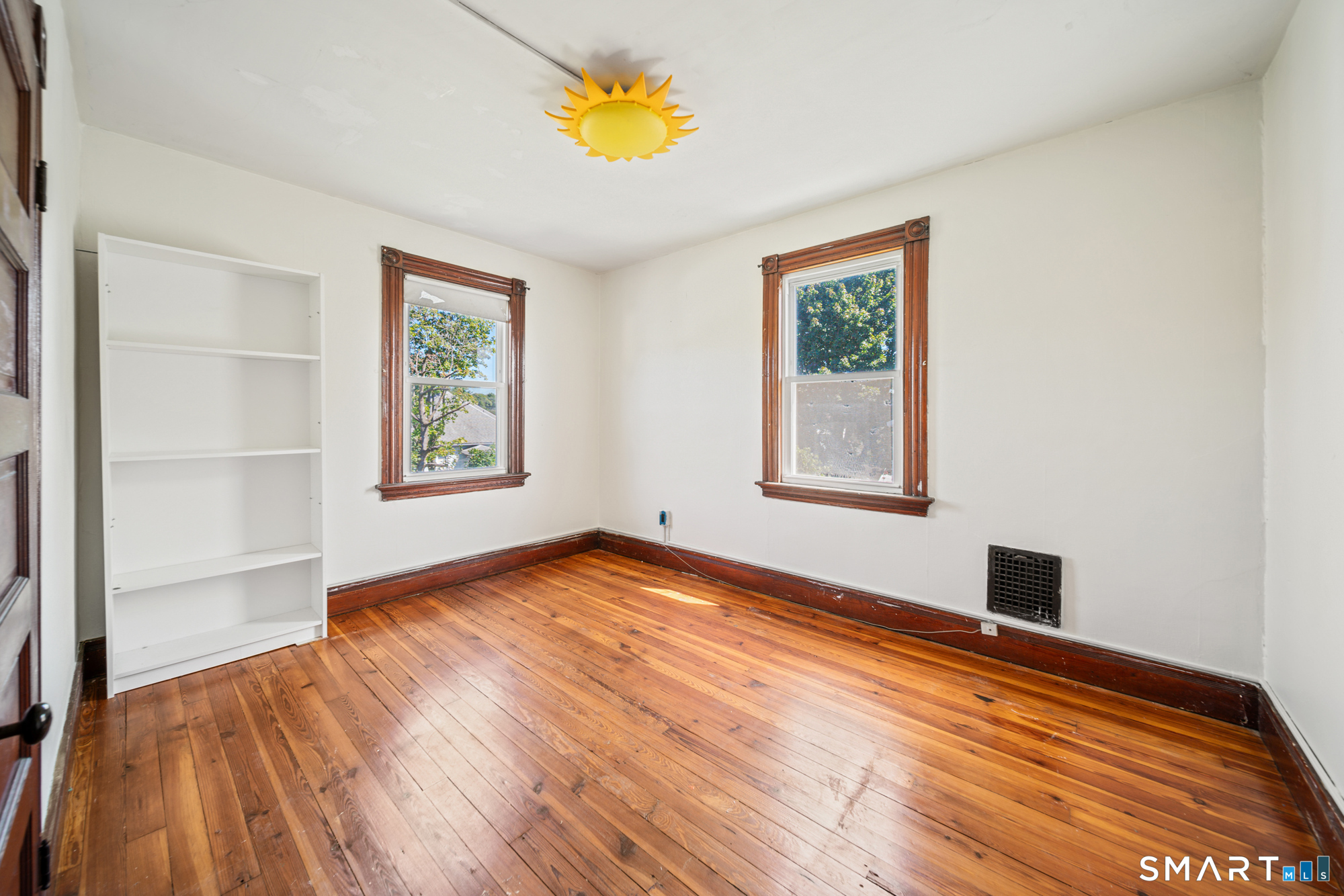12 Hull Street Ansonia CT 06401