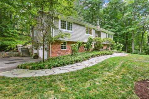 10 Peaceable Street Redding CT 06896