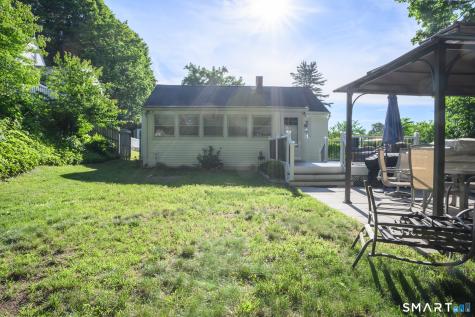 15 Farnam Hill Bethel CT 06801