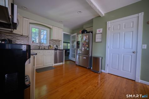 15 Farnam Hill Bethel CT 06801