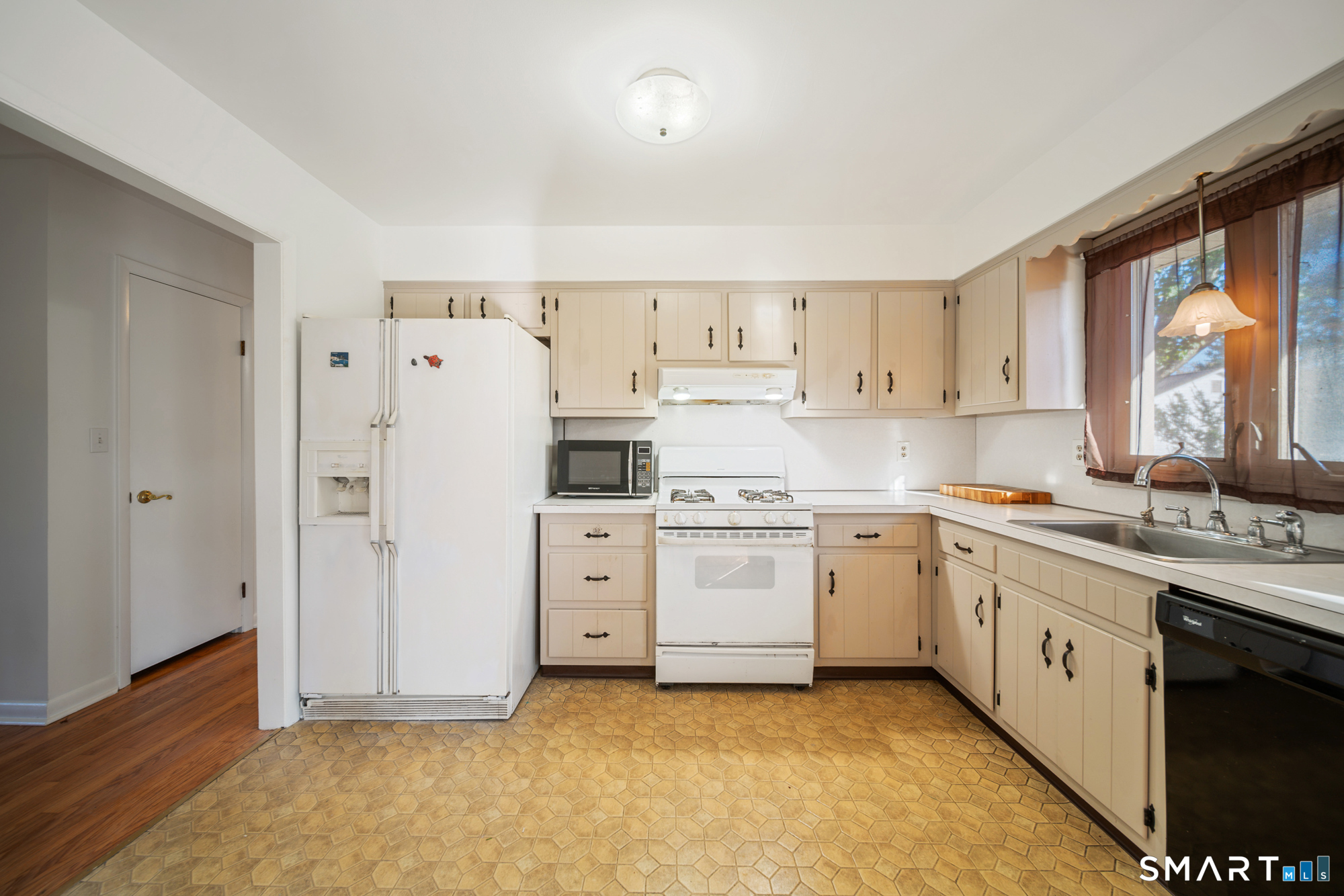 85 Bear Paw Road Stratford CT 06614
