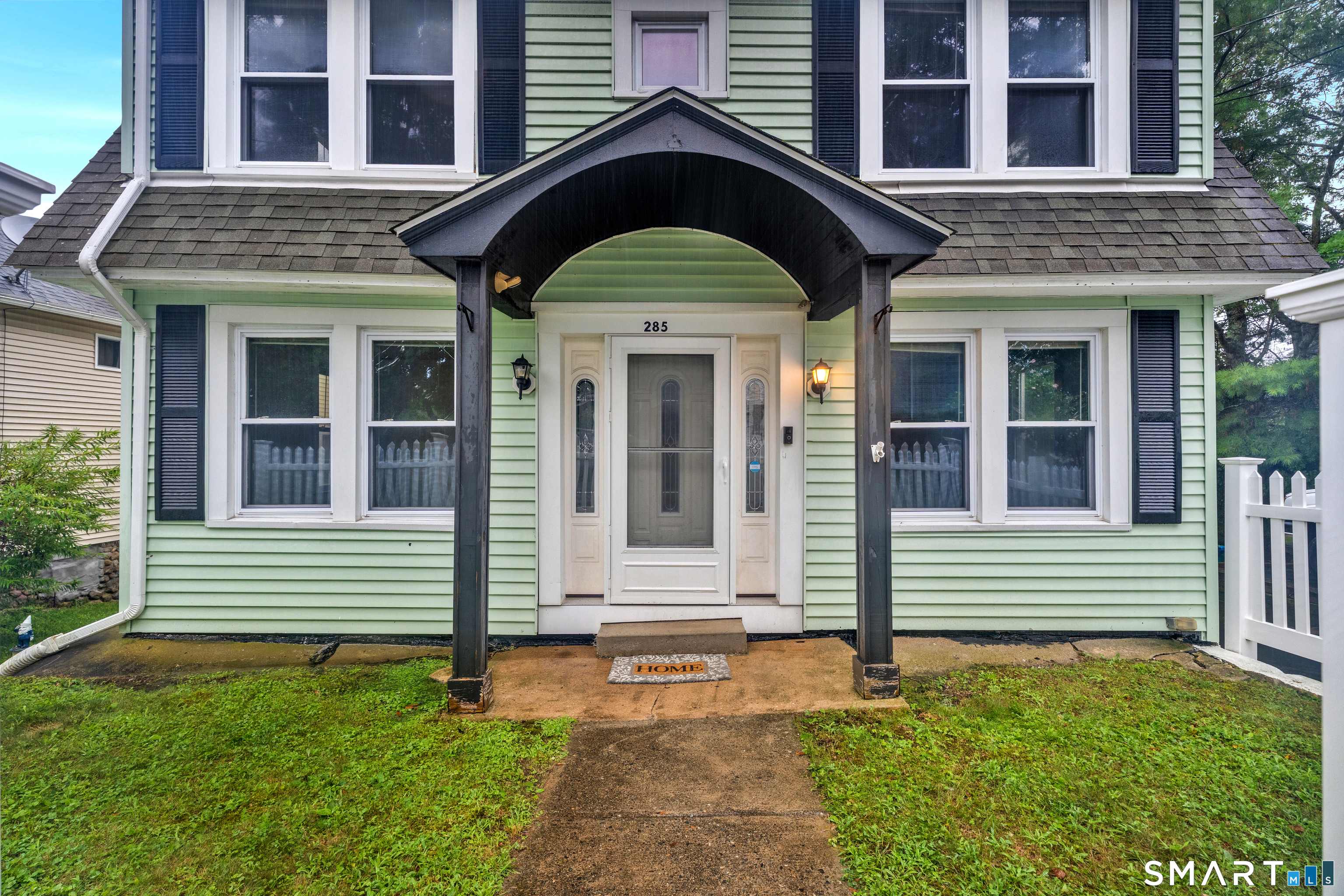 285 Niantic River Road Waterford CT 06385