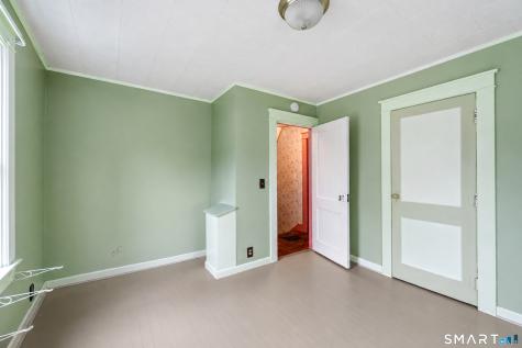 285 Niantic River Road Waterford CT 06385