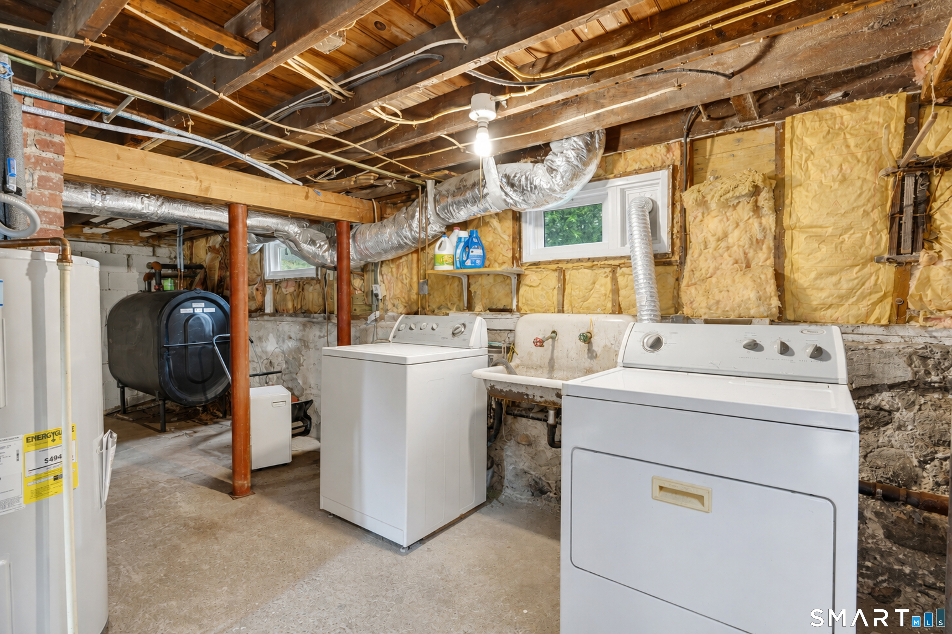 285 Niantic River Road Waterford CT 06385