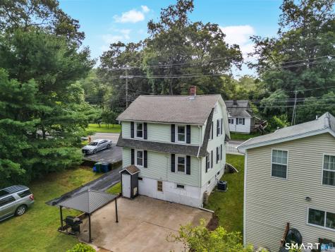 285 Niantic River Road Waterford CT 06385