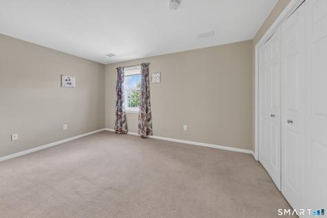 835-#E Long Hill Road Middletown CT 06457