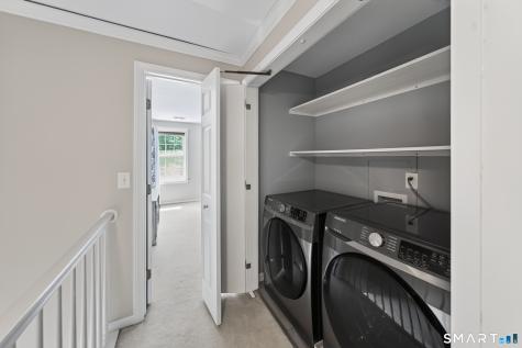 835-#E Long Hill Road Middletown CT 06457