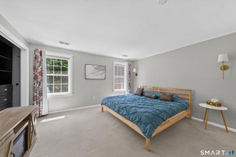 835-#E Long Hill Road Middletown CT 06457