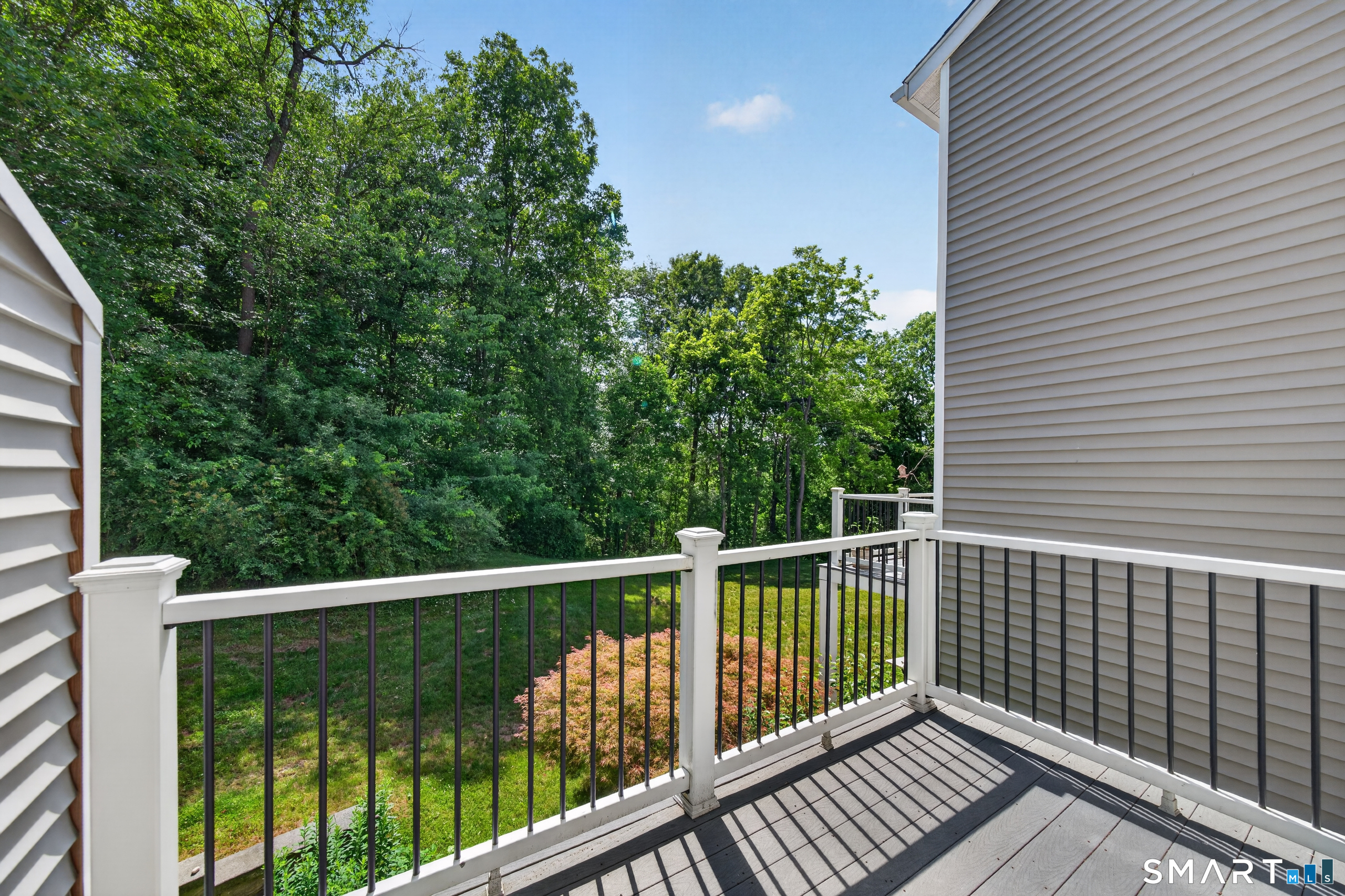 835-#E Long Hill Road Middletown CT 06457