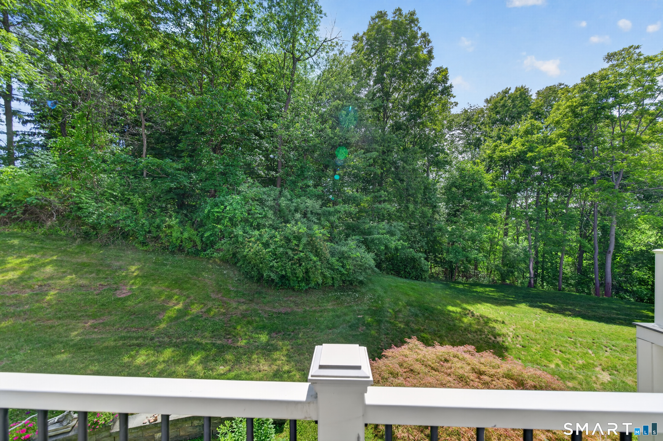 835-#E Long Hill Road Middletown CT 06457