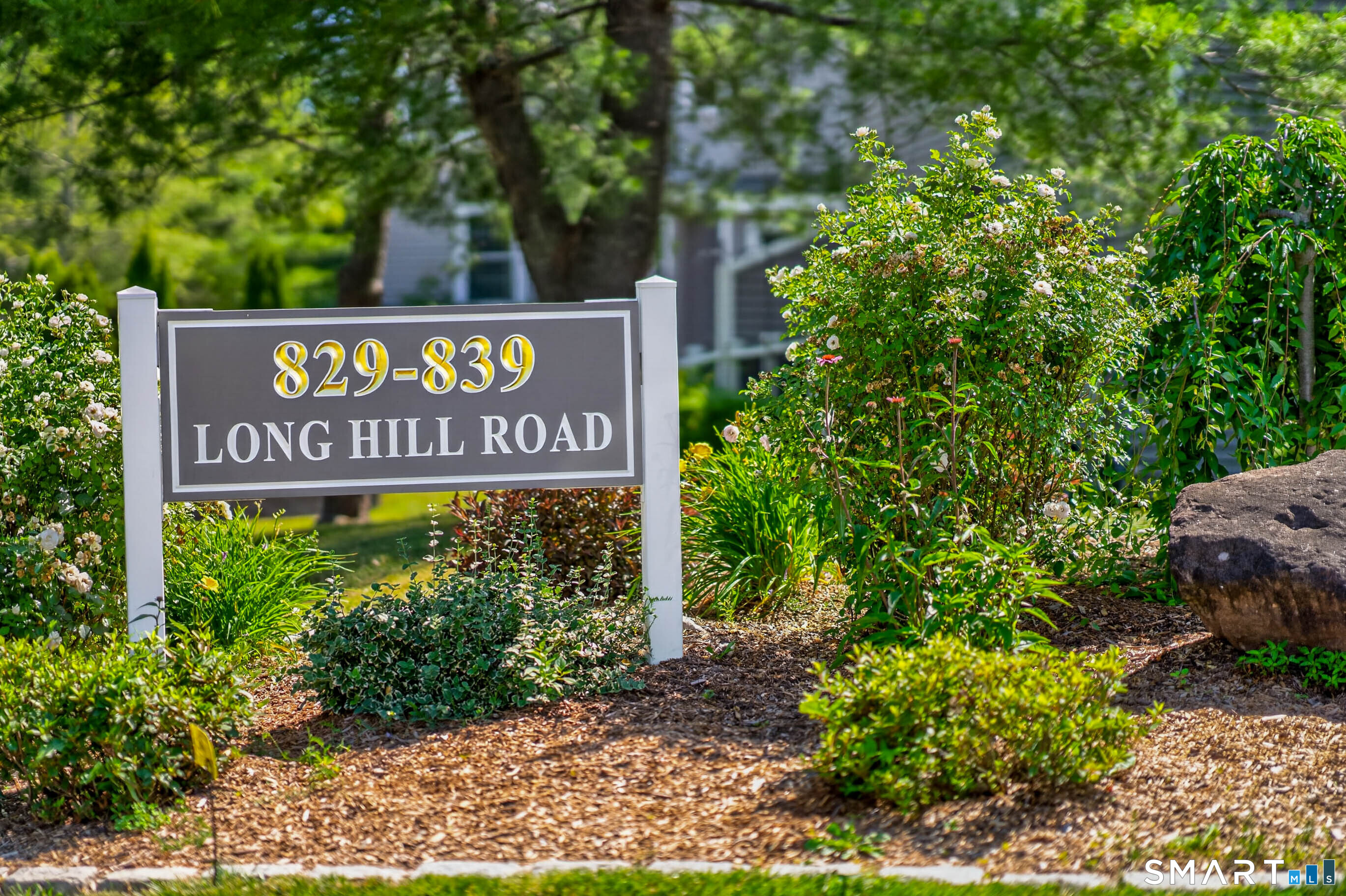 835-#E Long Hill Road Middletown CT 06457