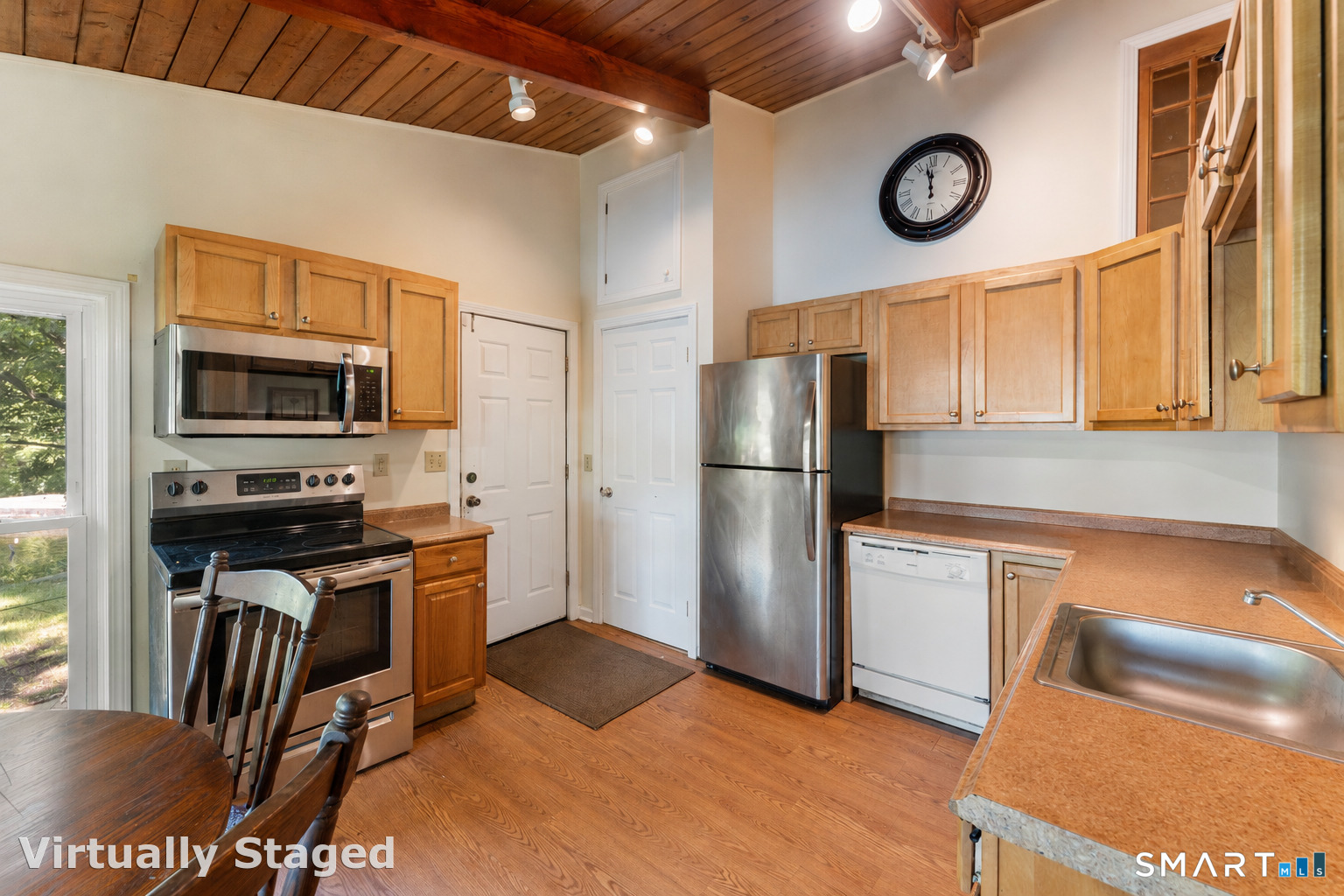38 Pattagansett Drive East Lyme CT 06333