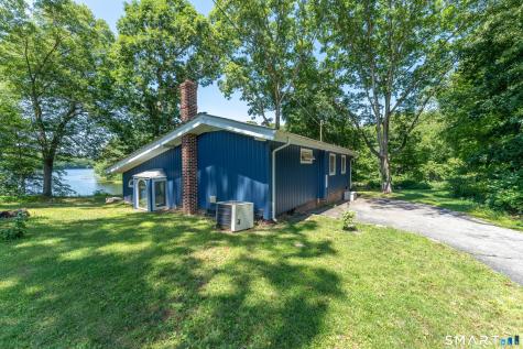 38 Pattagansett Drive East Lyme CT 06333