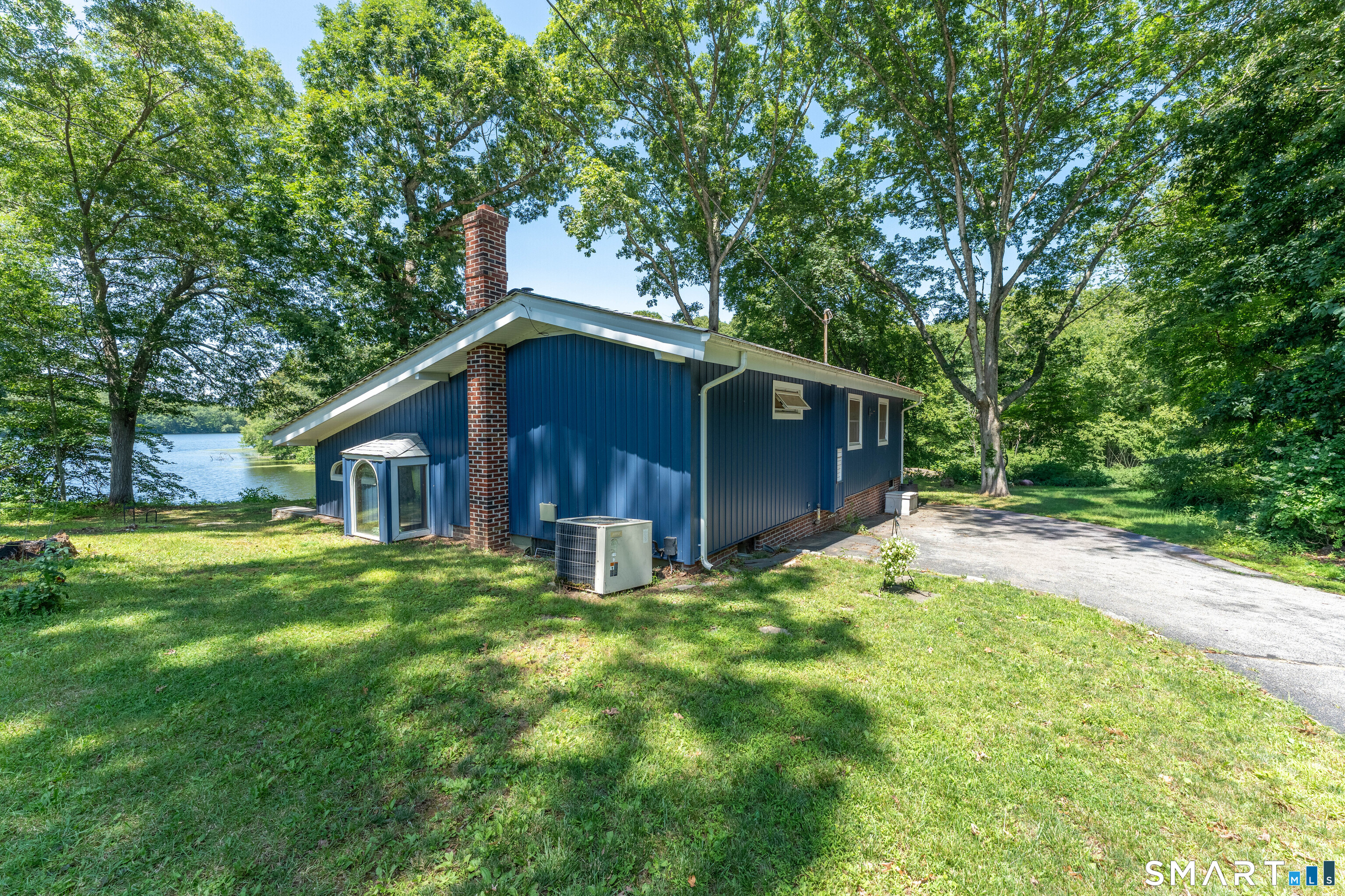 38 Pattagansett Drive East Lyme CT 06333