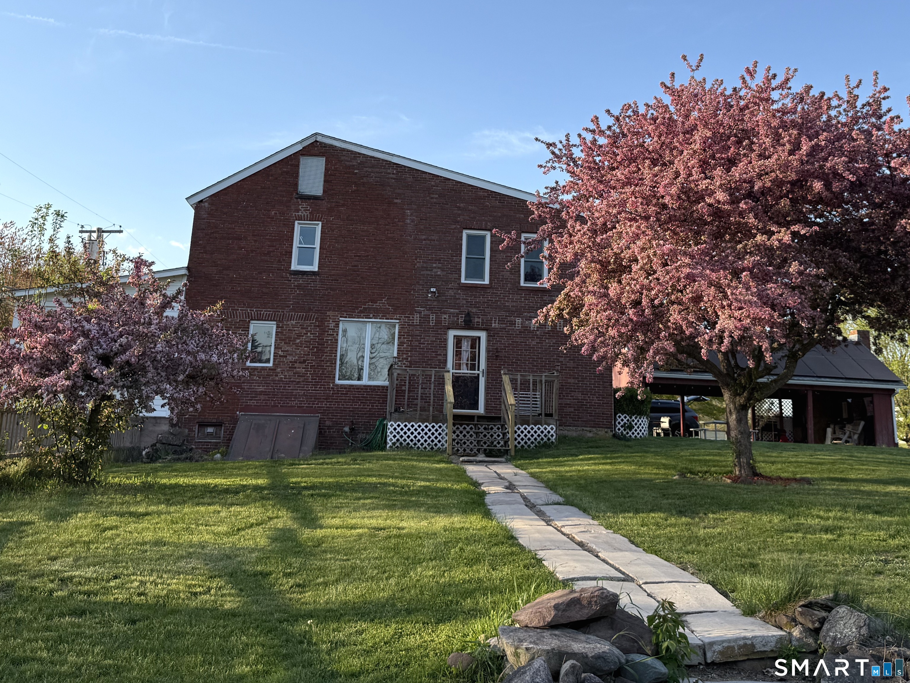61 Crane Road Ellington CT 06029