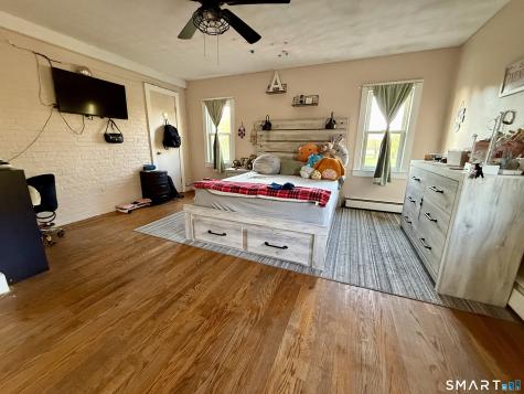 61 Crane Road Ellington CT 06029