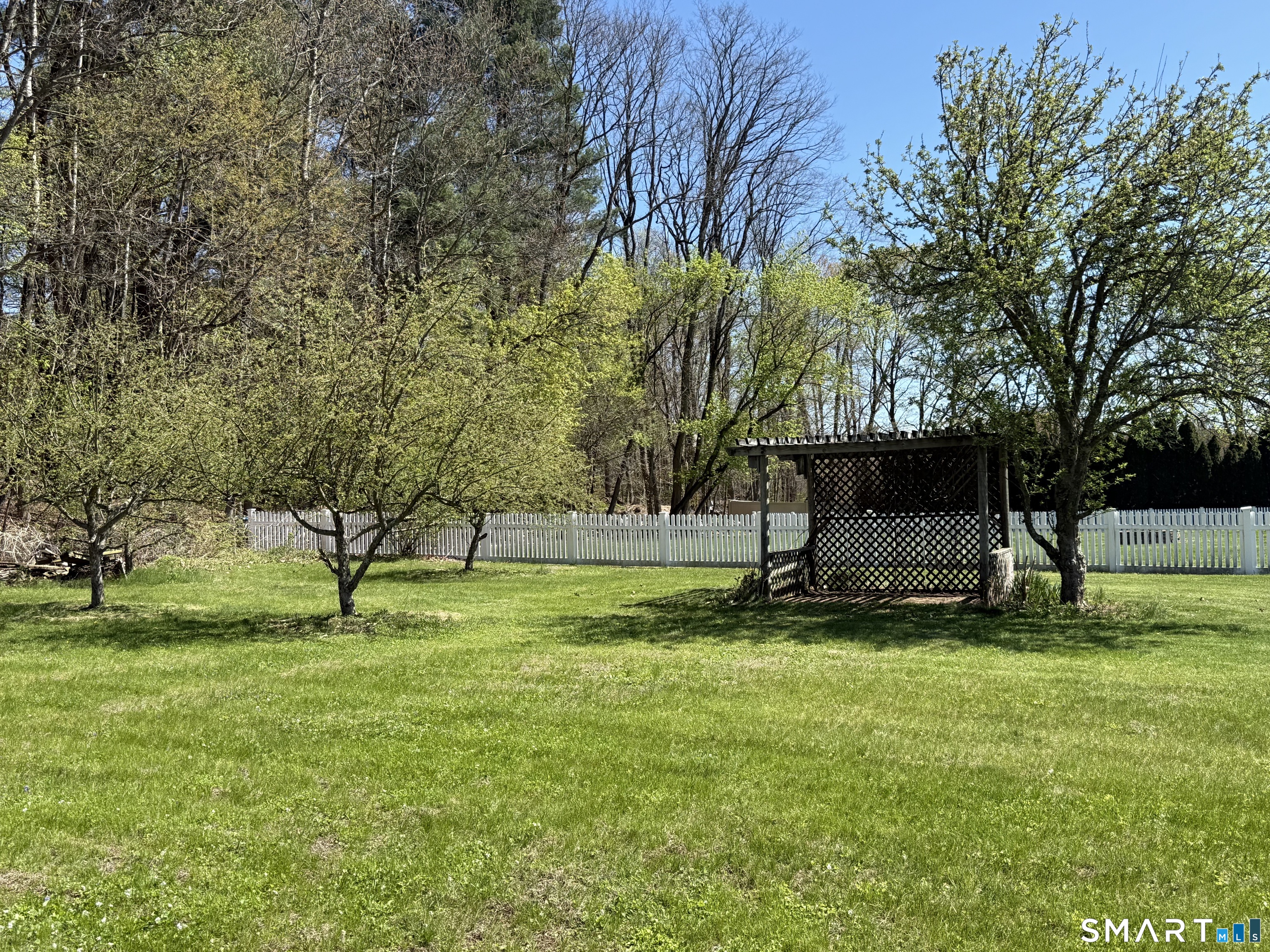 61 Crane Road Ellington CT 06029