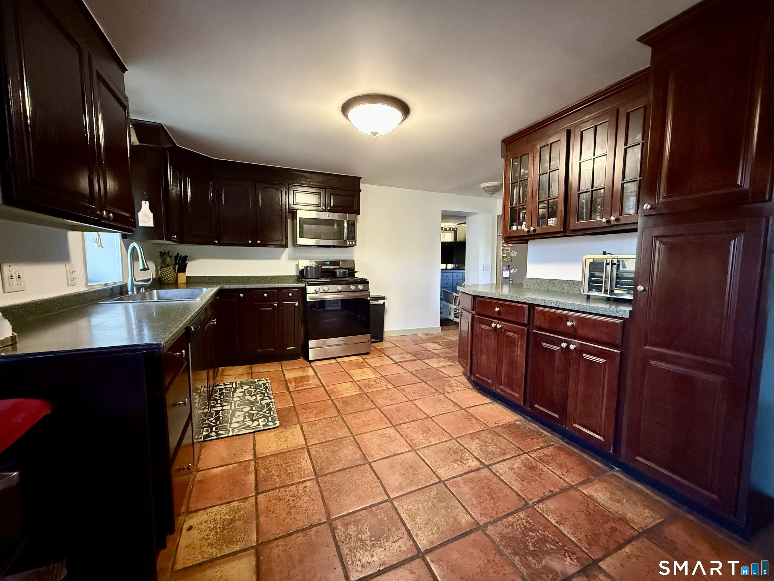 61 Crane Road Ellington CT 06029