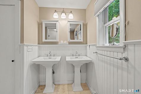 41 Ledgewood Drive Norwalk CT 06850