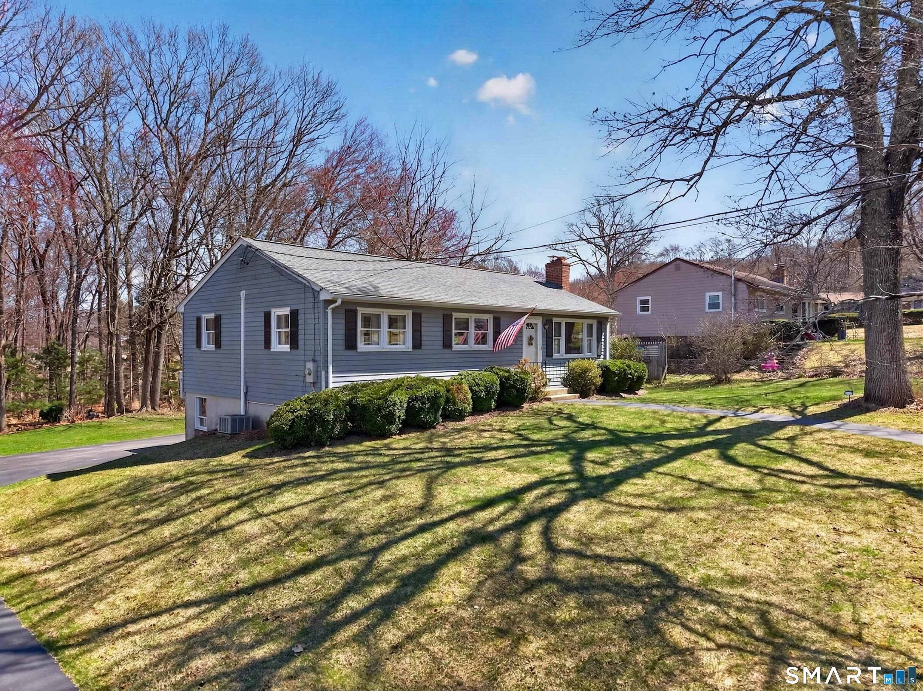 127 Pollys Lane Montville CT 06382