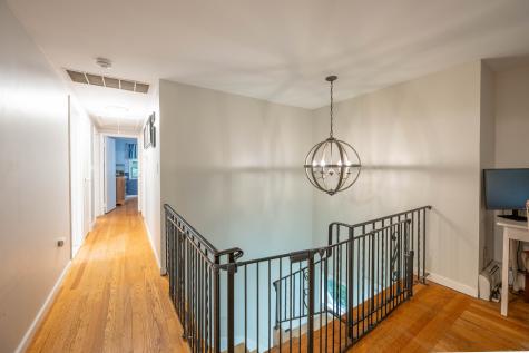 16 Skidmore Lane Newtown CT 06482