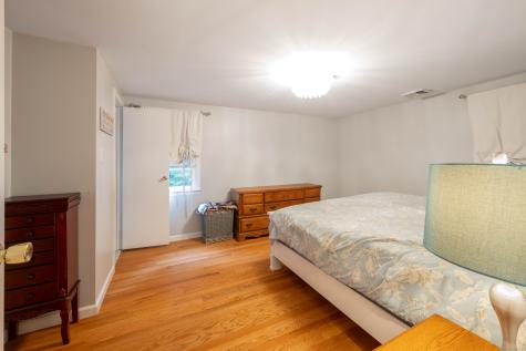 16 Skidmore Lane Newtown CT 06482