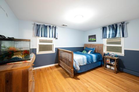 16 Skidmore Lane Newtown CT 06482