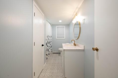 16 Skidmore Lane Newtown CT 06482