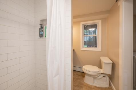 16 Skidmore Lane Newtown CT 06482