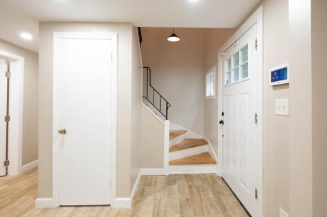 16 Skidmore Lane Newtown CT 06482