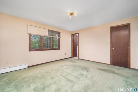 49 School House Road Wallingford CT 06492
