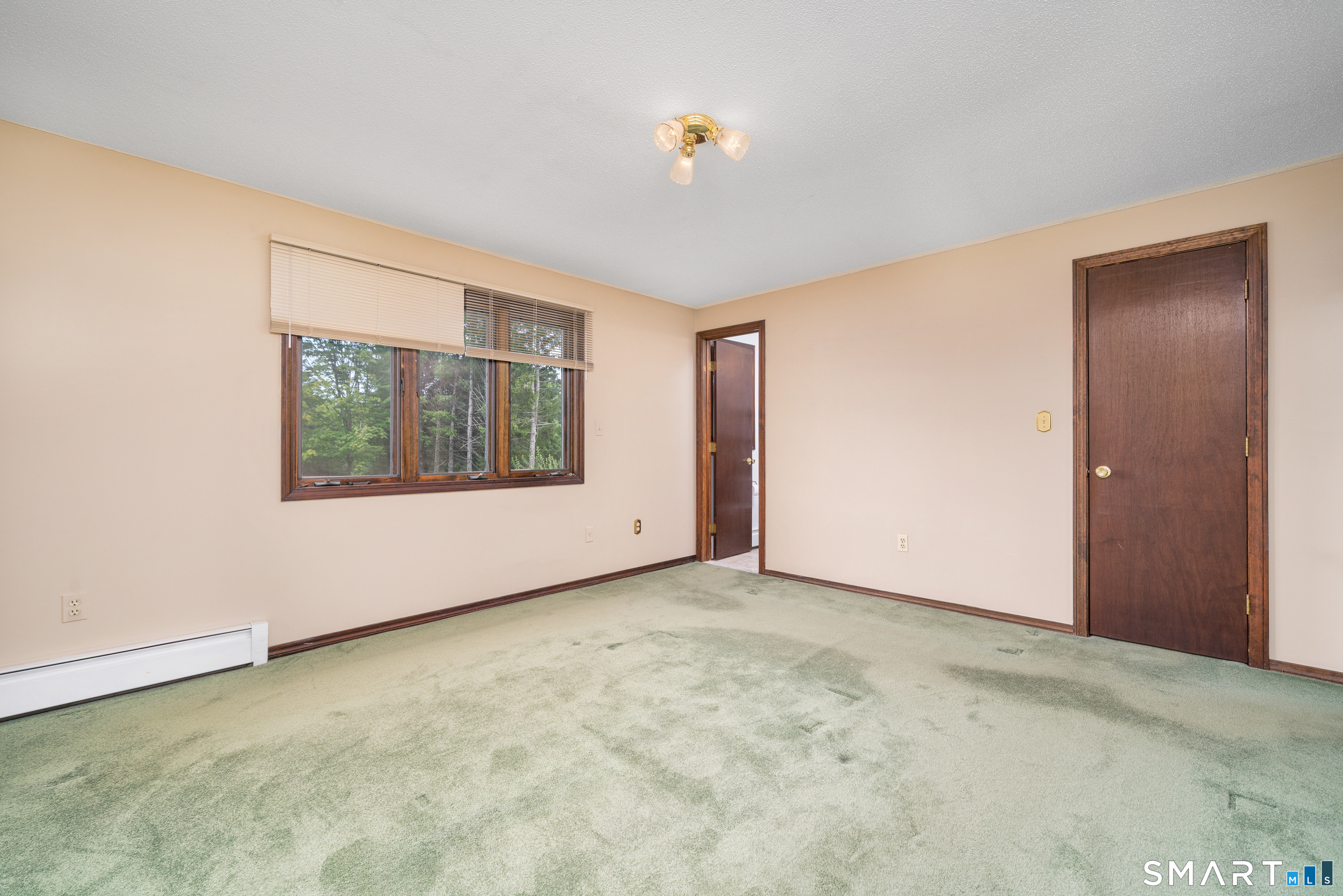 49 School House Road Wallingford CT 06492