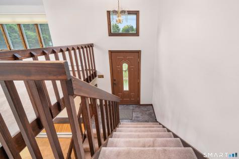 49 School House Road Wallingford CT 06492