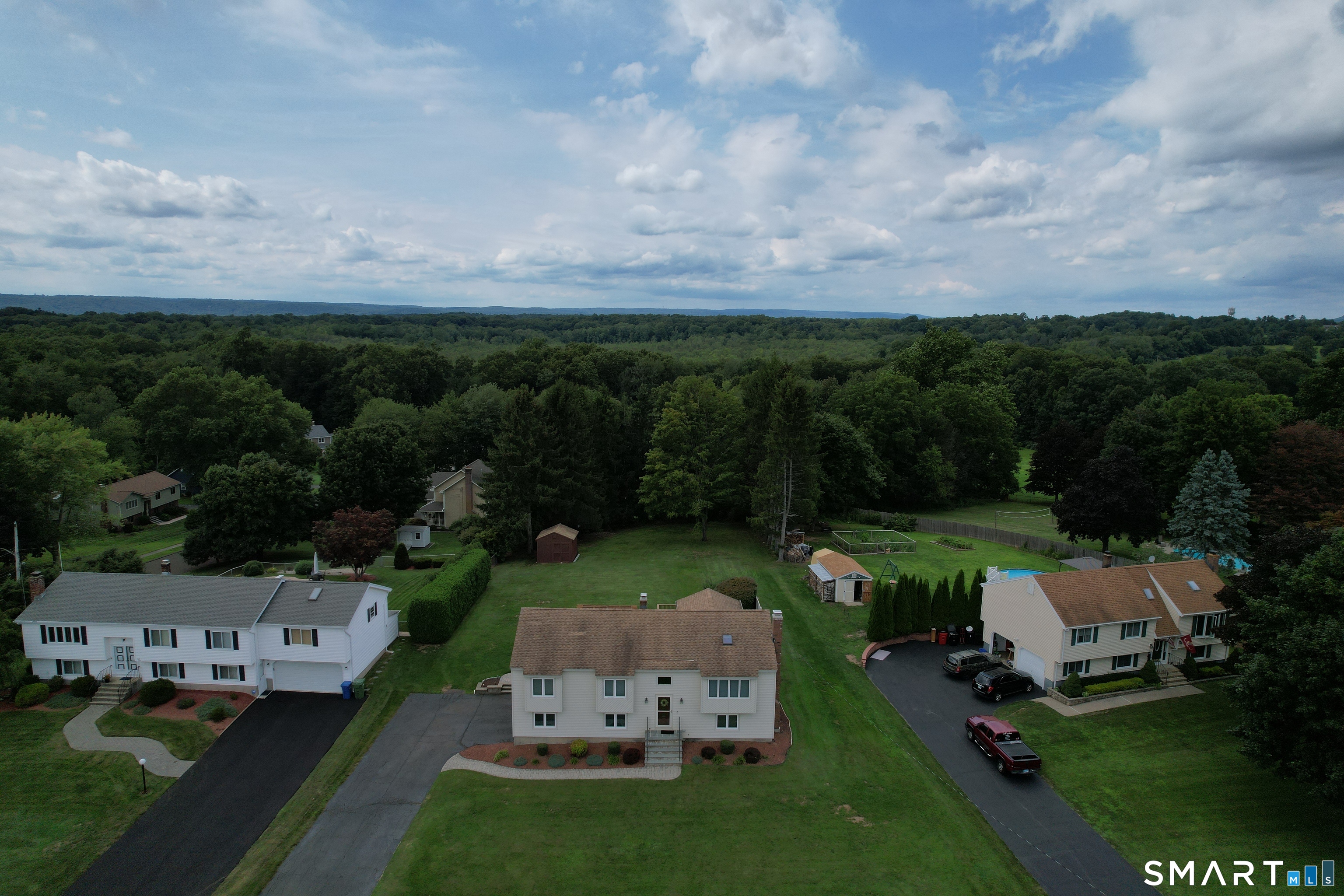 49 School House Road Wallingford CT 06492