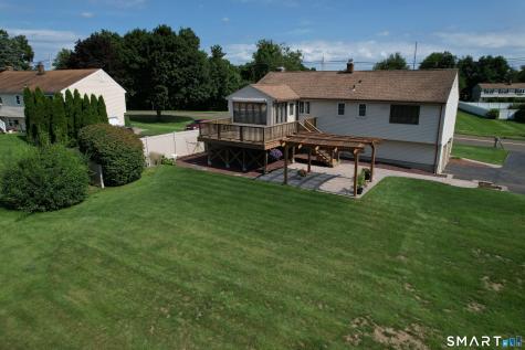 49 School House Road Wallingford CT 06492
