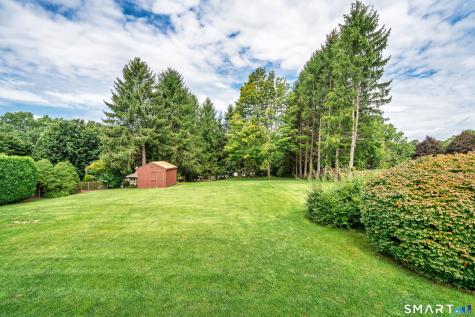 49 School House Road Wallingford CT 06492