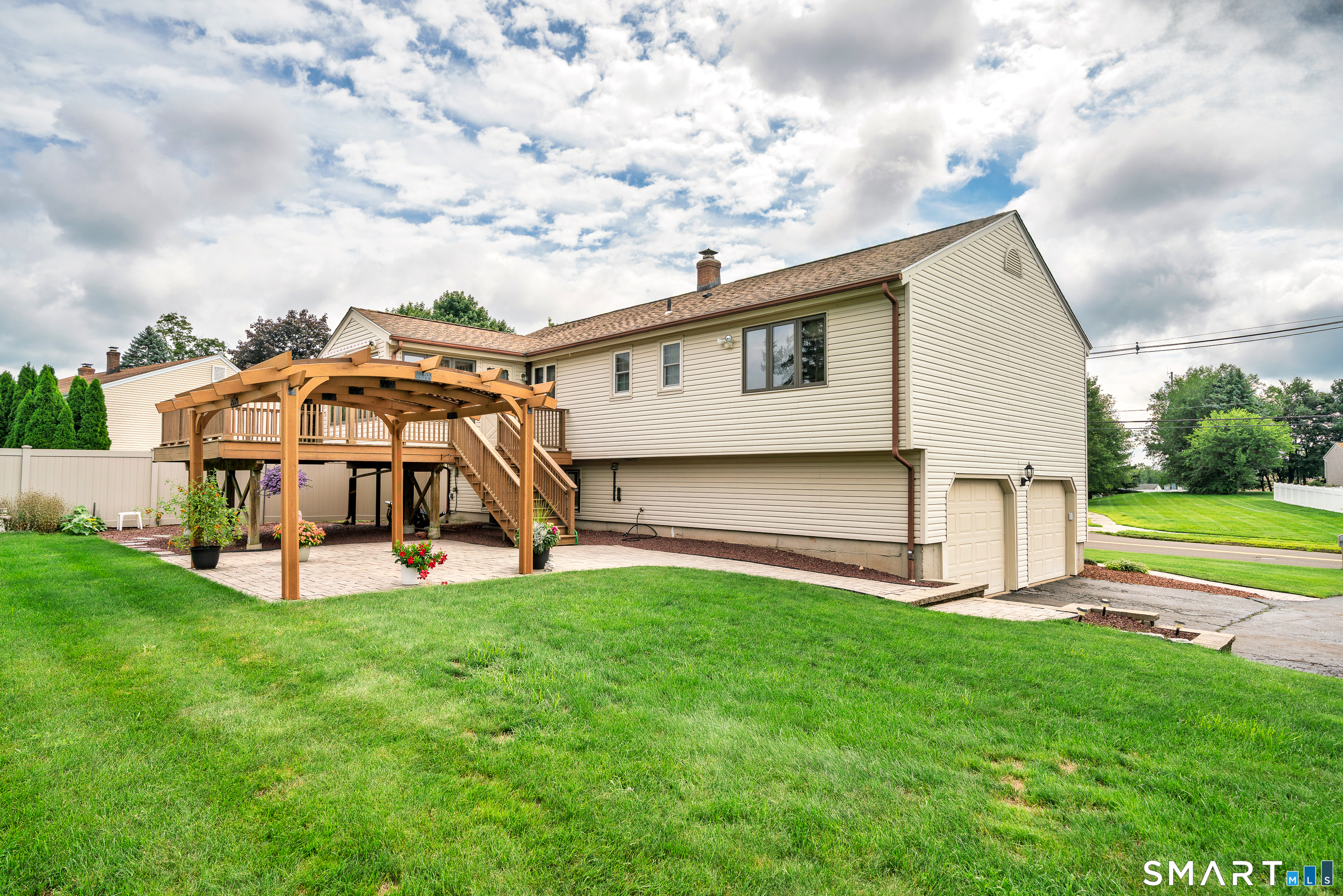 49 School House Road Wallingford CT 06492