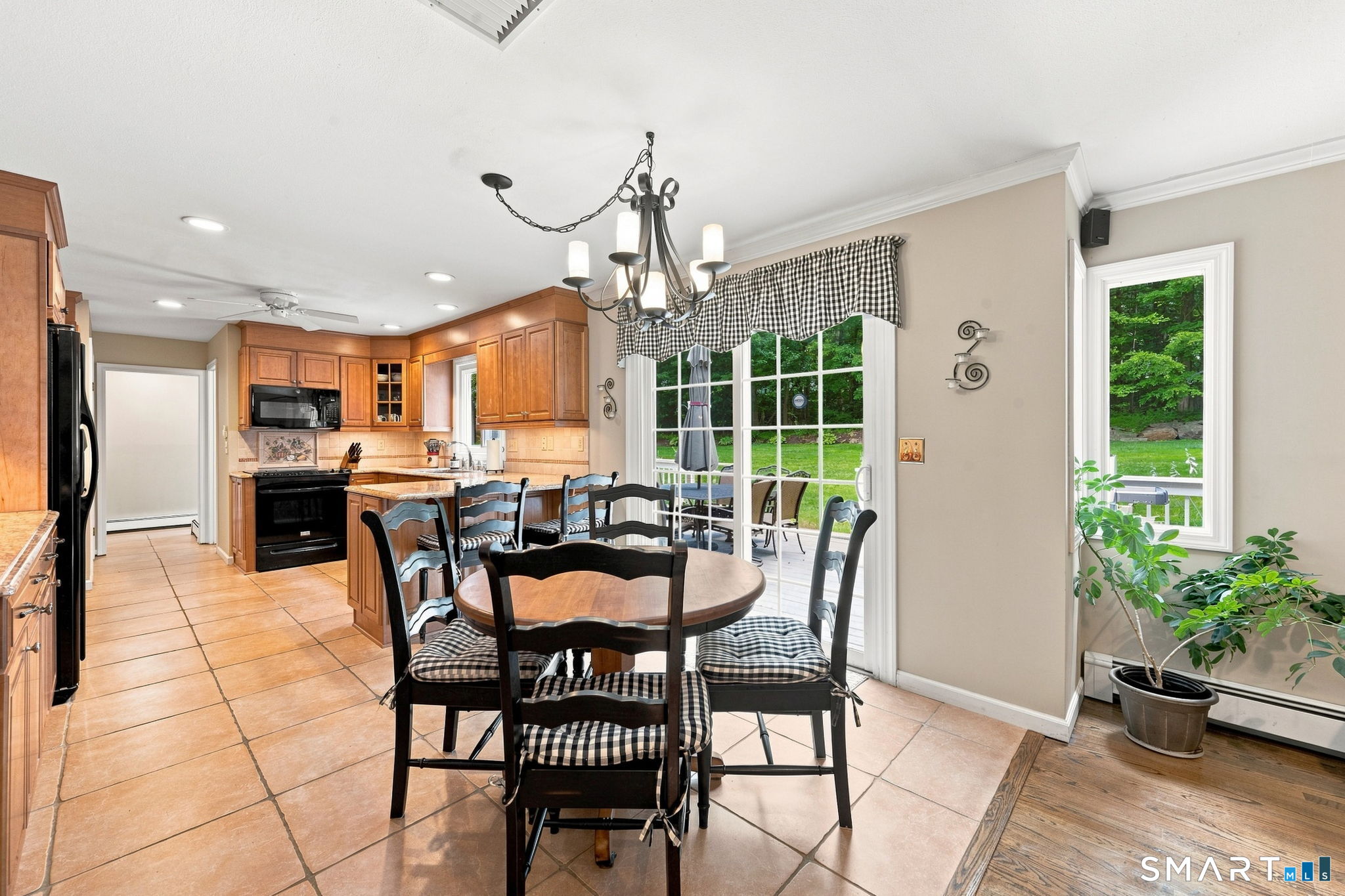 124 Sturbridge Lane Trumbull CT 06611