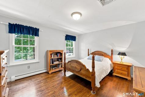 124 Sturbridge Lane Trumbull CT 06611
