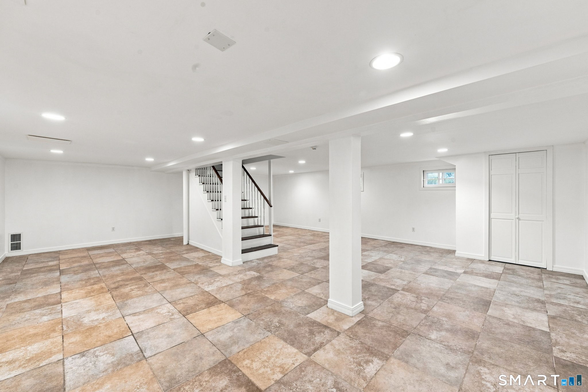 124 Sturbridge Lane Trumbull CT 06611