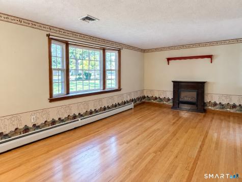 14 Knollwood Drive Vernon CT 06066