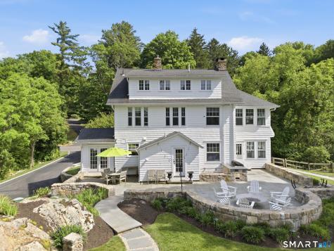 207 Redding Road Redding CT 06896