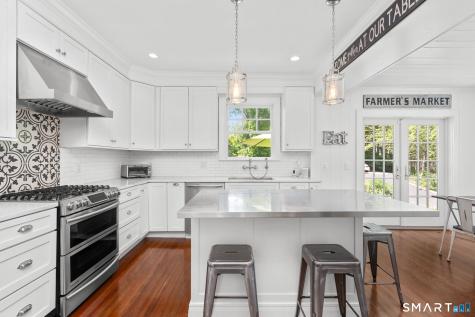 207 Redding Road Redding CT 06896