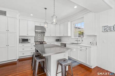 207 Redding Road Redding CT 06896
