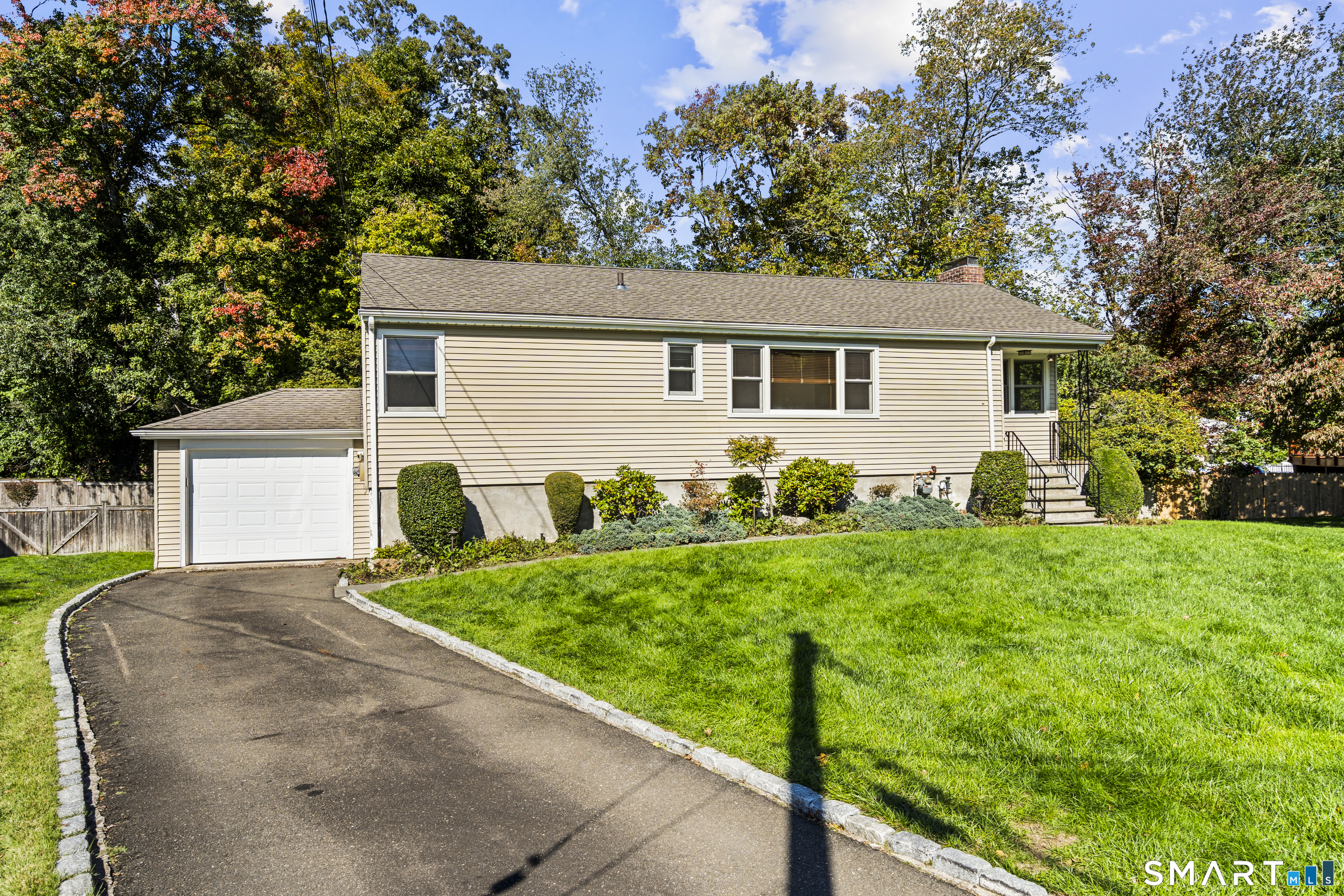 33 Cedar Circle Stamford CT 06905